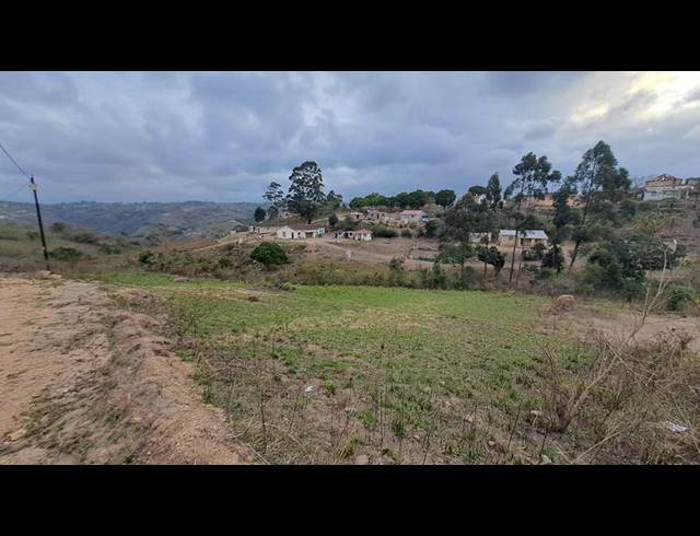 LAND FOR SALE IN UMLAZI CC
